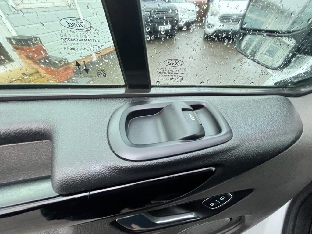 Used Ford Transit Custom 2021 for sale - 76686672: Photo 21