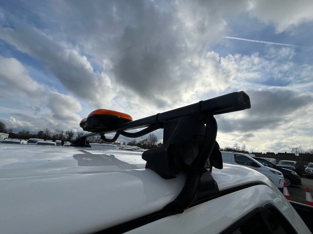 Used Toyota Hilux 2021 for sale - 77499550: Photo 11