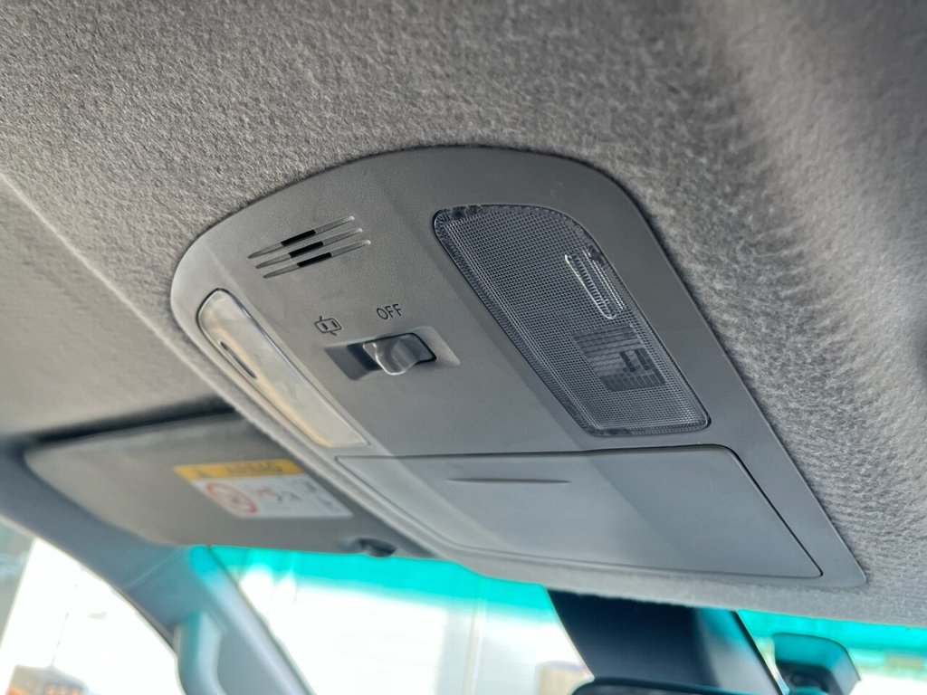 Used Toyota Hilux 2021 for sale - 77499550: Photo 47