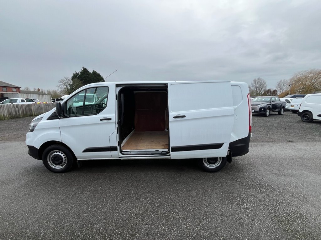 Used Ford Transit Custom 2023 for sale - 77187904: Photo 24