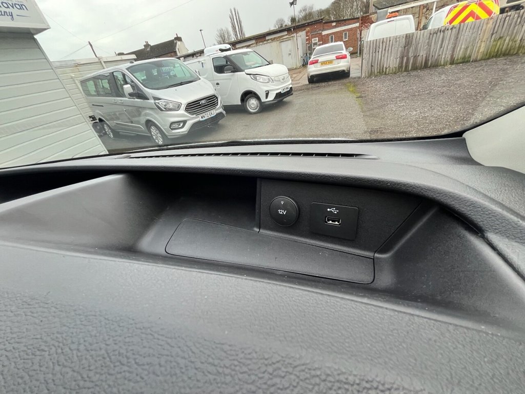 Used Ford Transit Custom 2023 for sale - 77187904: Photo 40