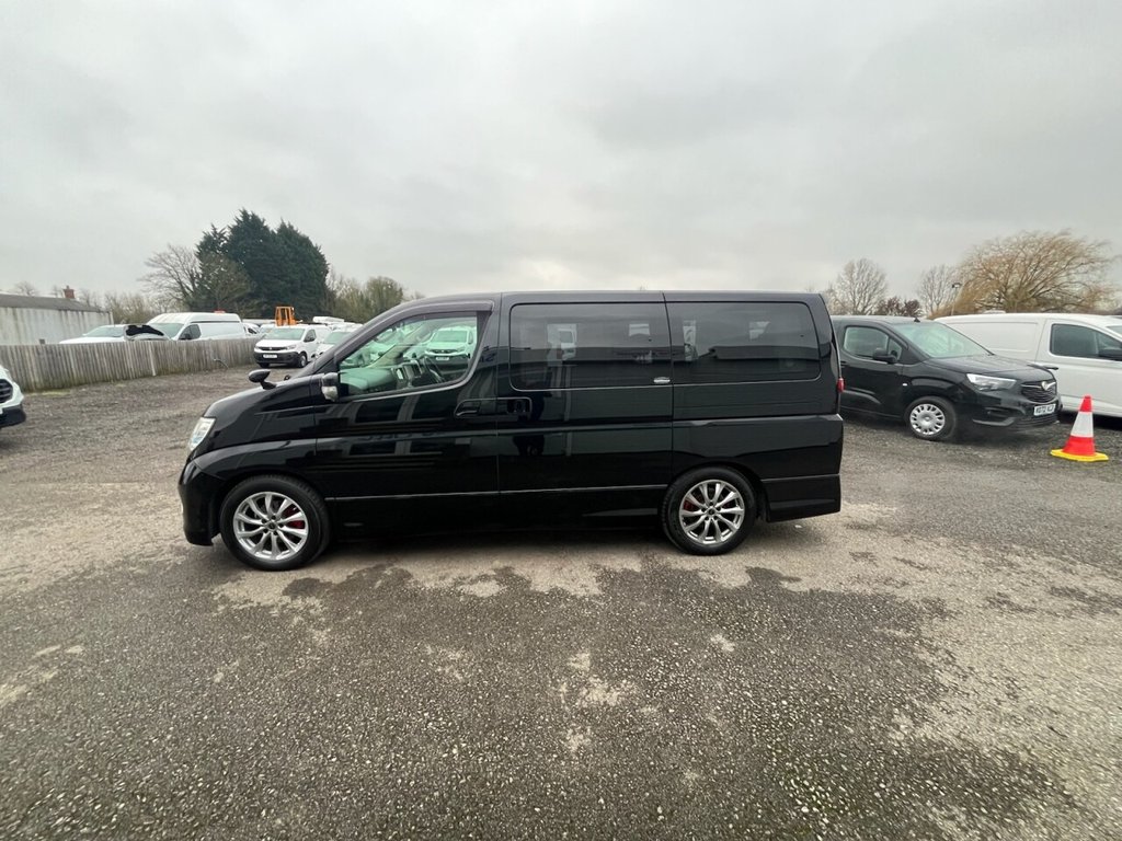 Used Nissan Elgrand 2021 for sale - 77369188: Photo 12