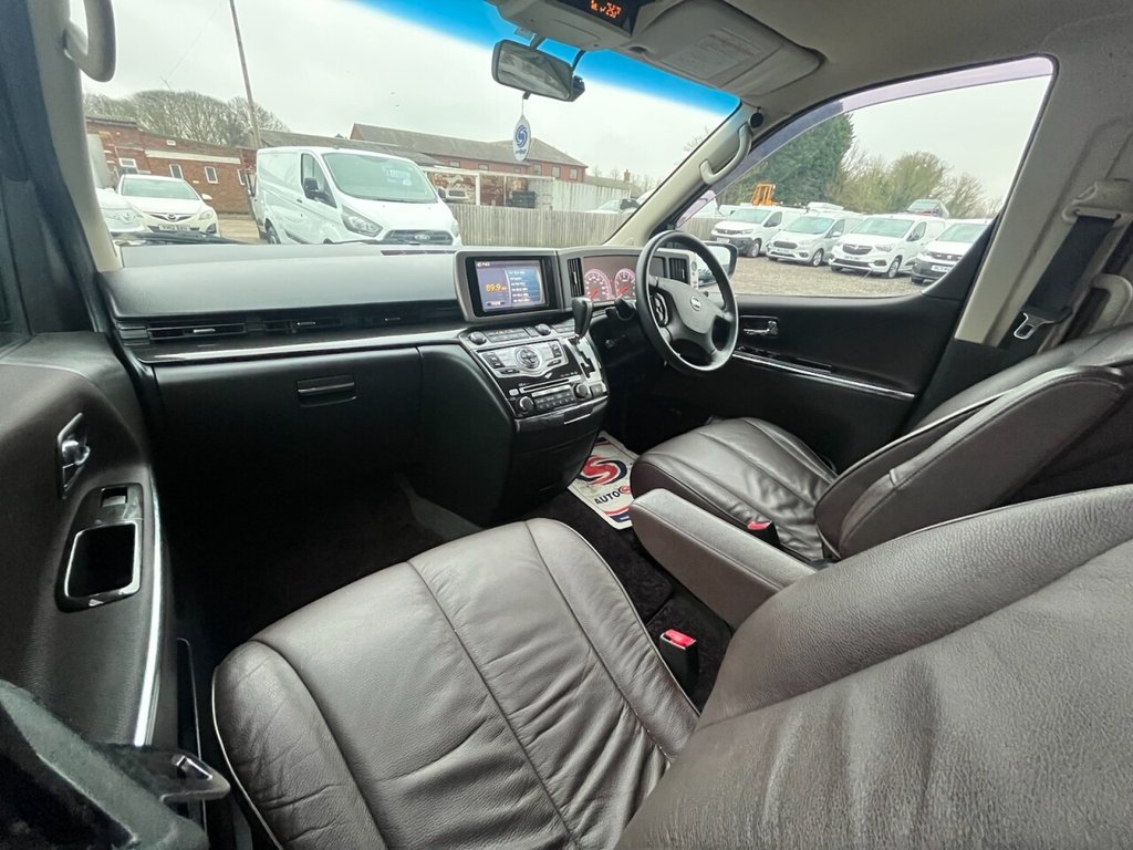 Used Nissan Elgrand 2021 for sale - 77369188: Photo 15