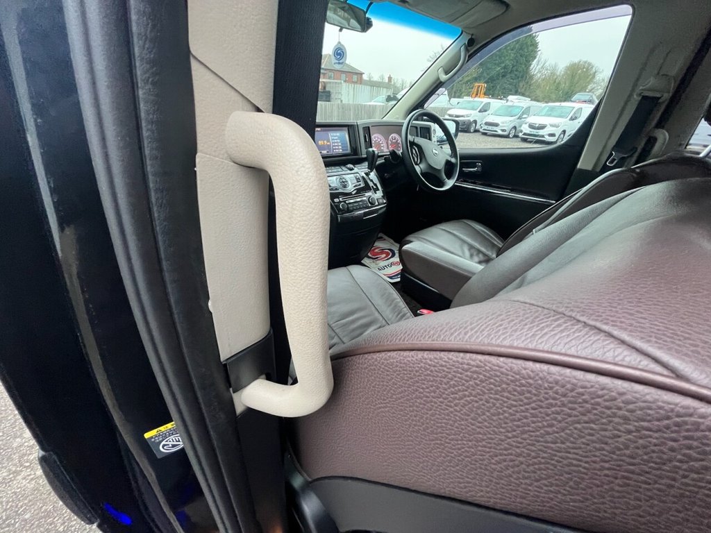 Used Nissan Elgrand 2021 for sale - 77369188: Photo 18