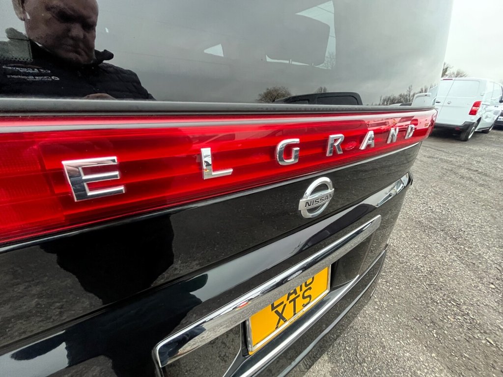 Used Nissan Elgrand 2021 for sale - 77369188: Photo 32