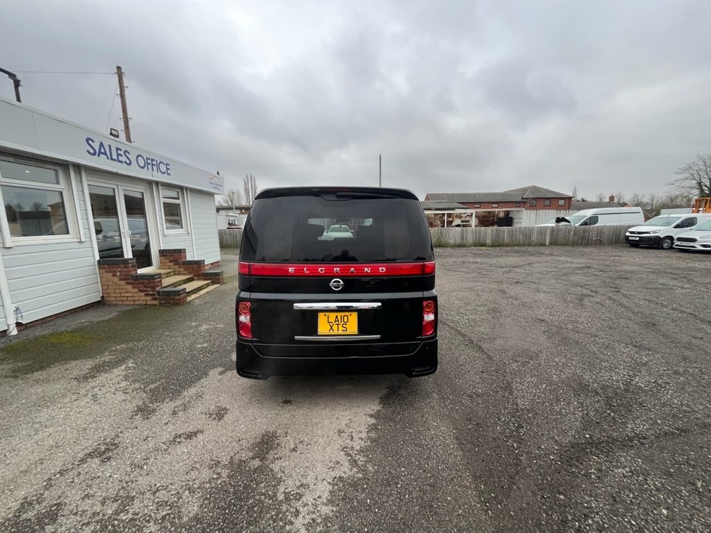 Used Nissan Elgrand 2021 for sale - 77369188: Photo 33