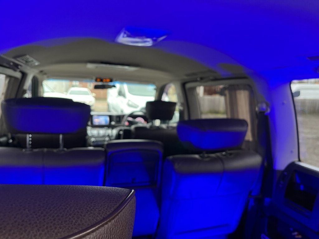 Used Nissan Elgrand 2021 for sale - 77369188: Photo 39