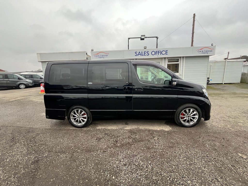 Used Nissan Elgrand 2021 for sale - 77369188: Photo 41