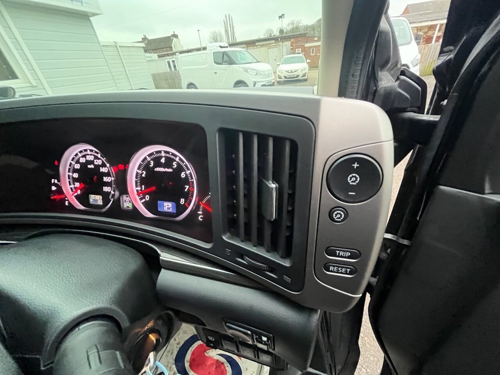 Used Nissan Elgrand 2021 for sale - 77369188: Photo 44