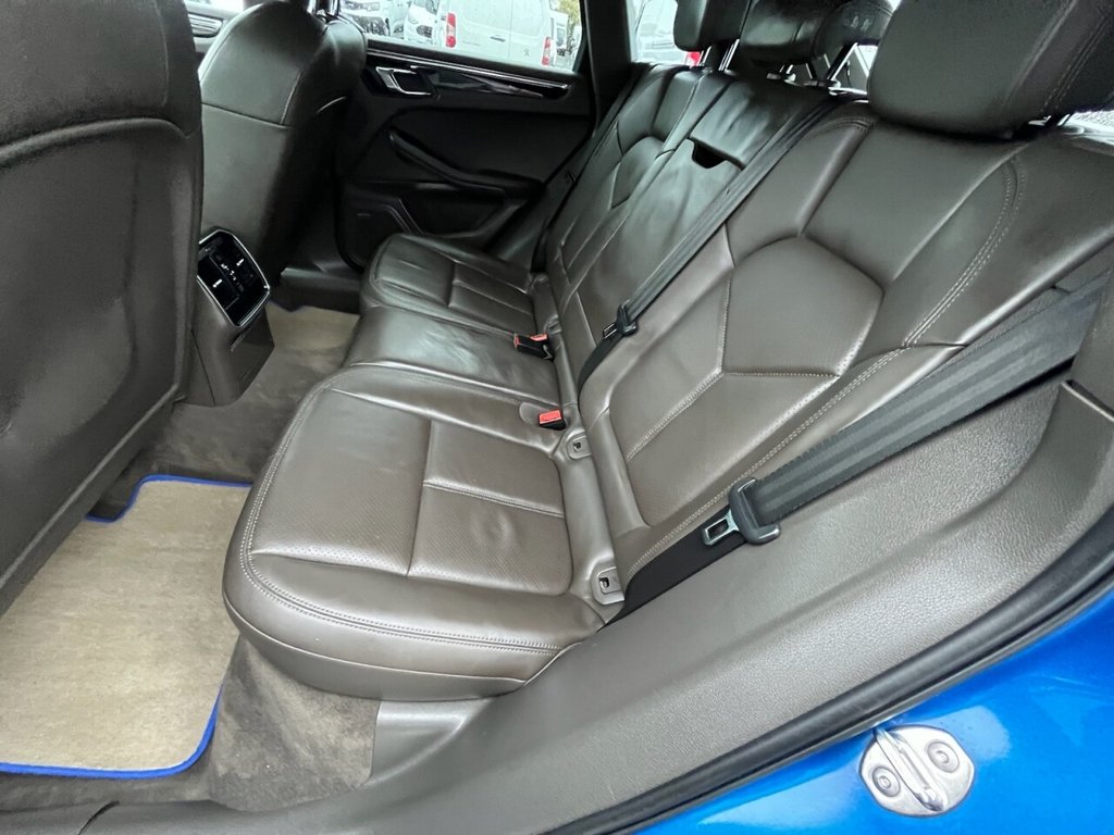 Used Porsche Macan 2015 for sale - 76317220: Photo 13