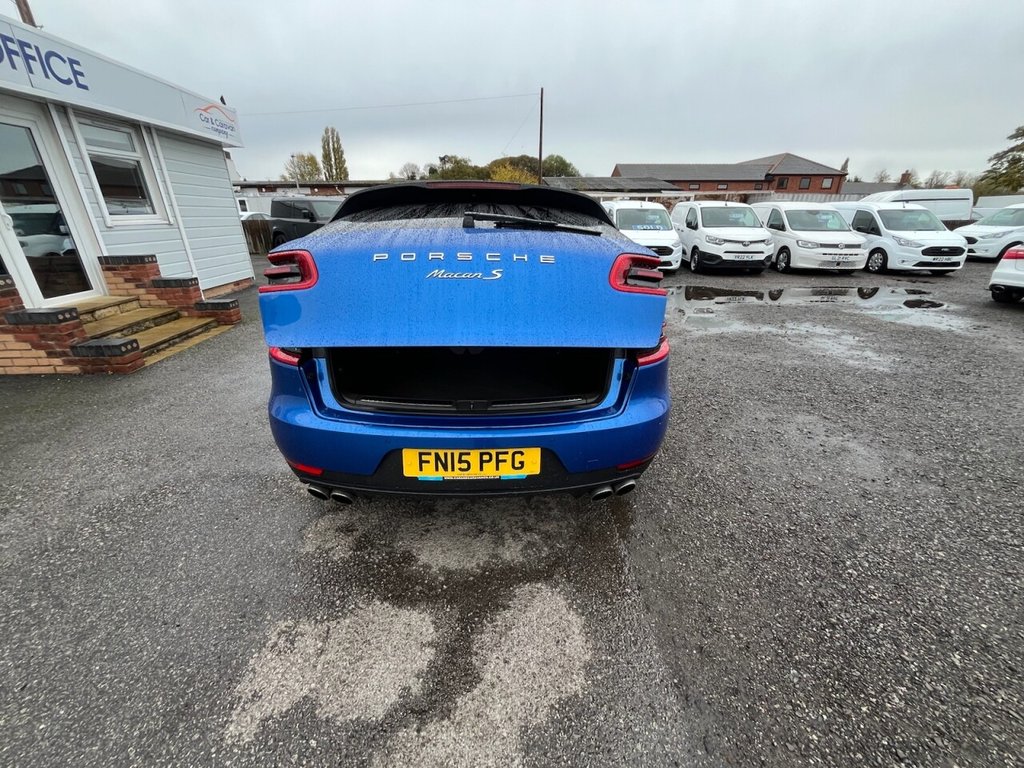 Used Porsche Macan 2015 for sale - 76317220: Photo 19