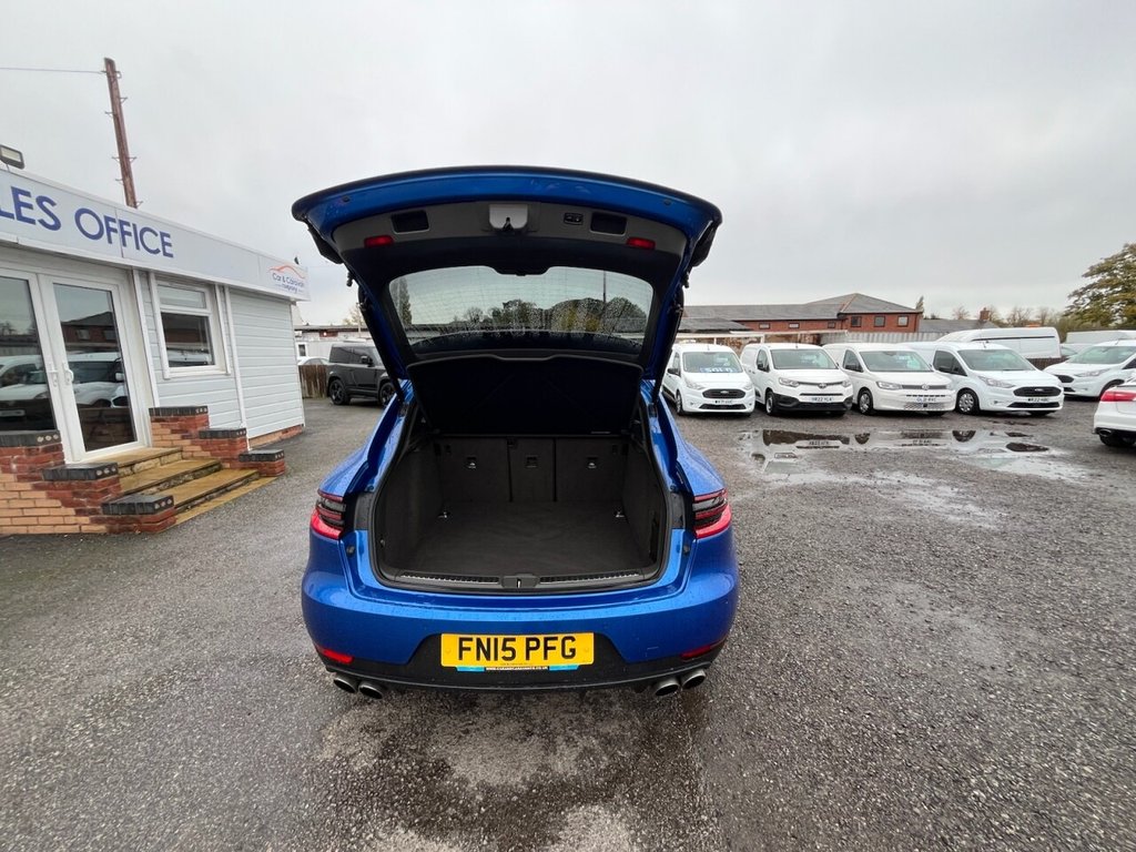 Used Porsche Macan 2015 for sale - 76317220: Photo 20