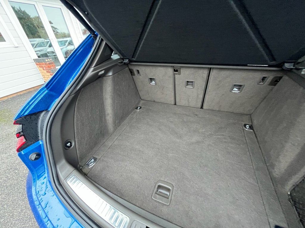 Used Porsche Macan 2015 for sale - 76317220: Photo 23