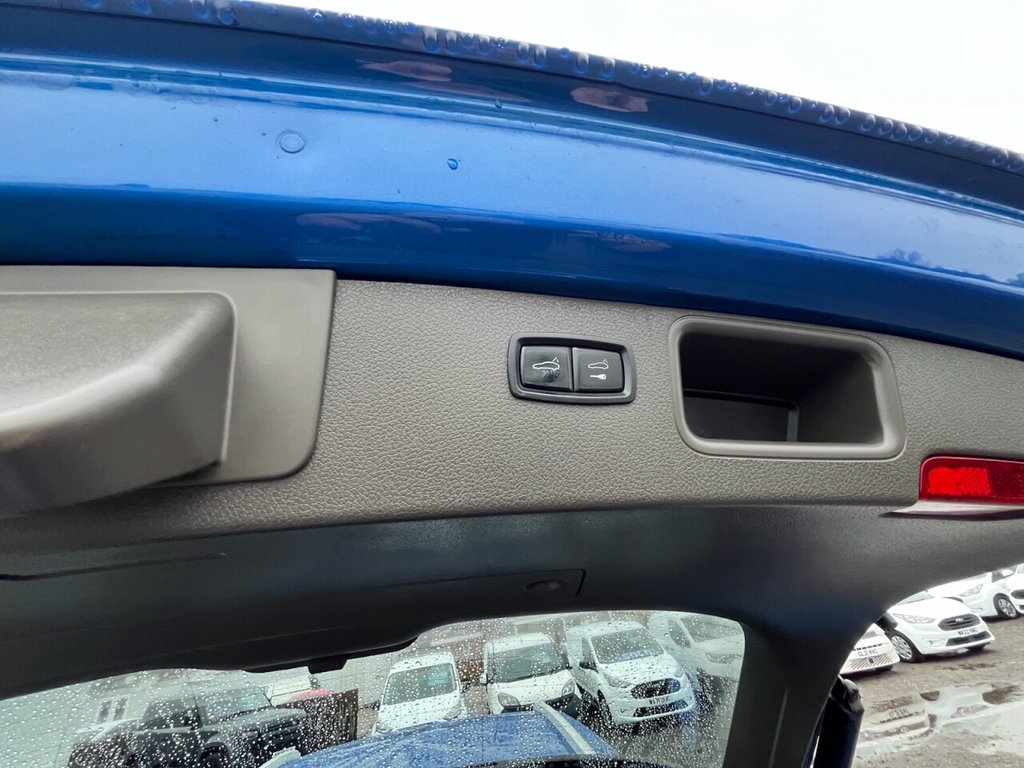 Used Porsche Macan 2015 for sale - 76317220: Photo 24