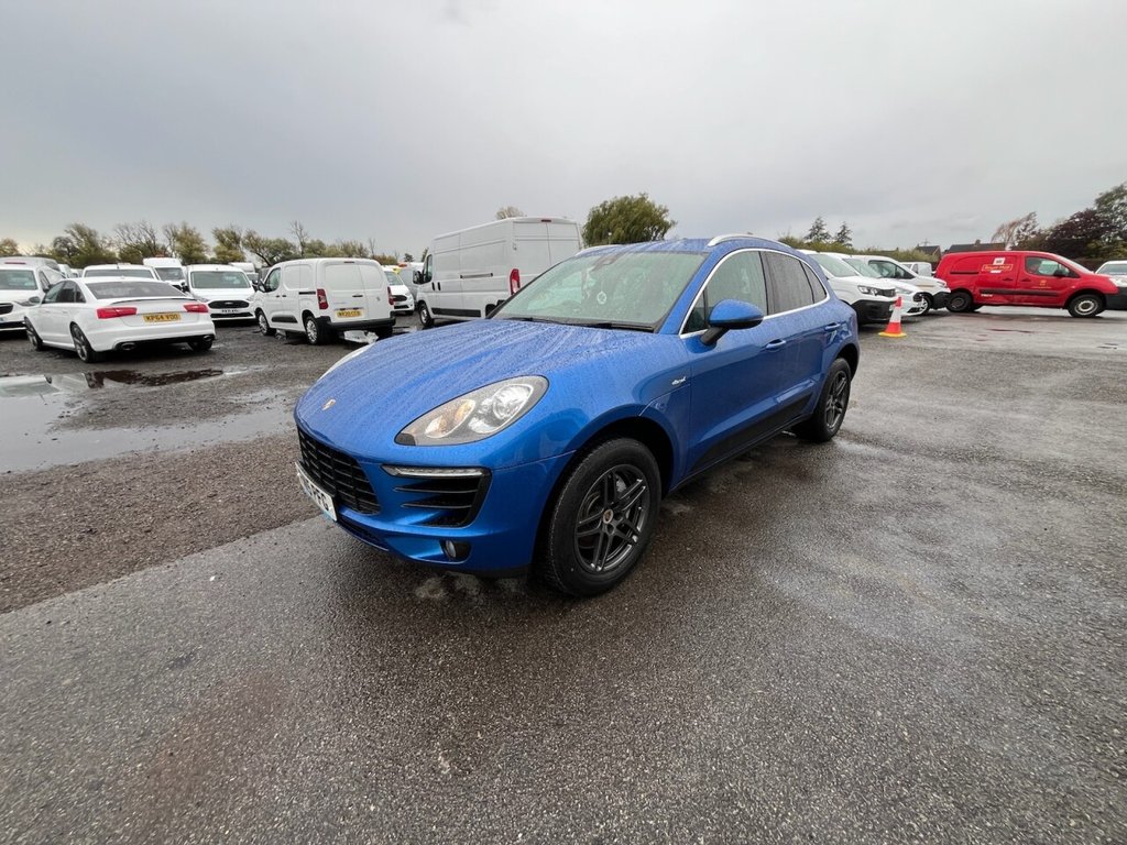 Used Porsche Macan 2015 for sale - 76317220: Photo 3