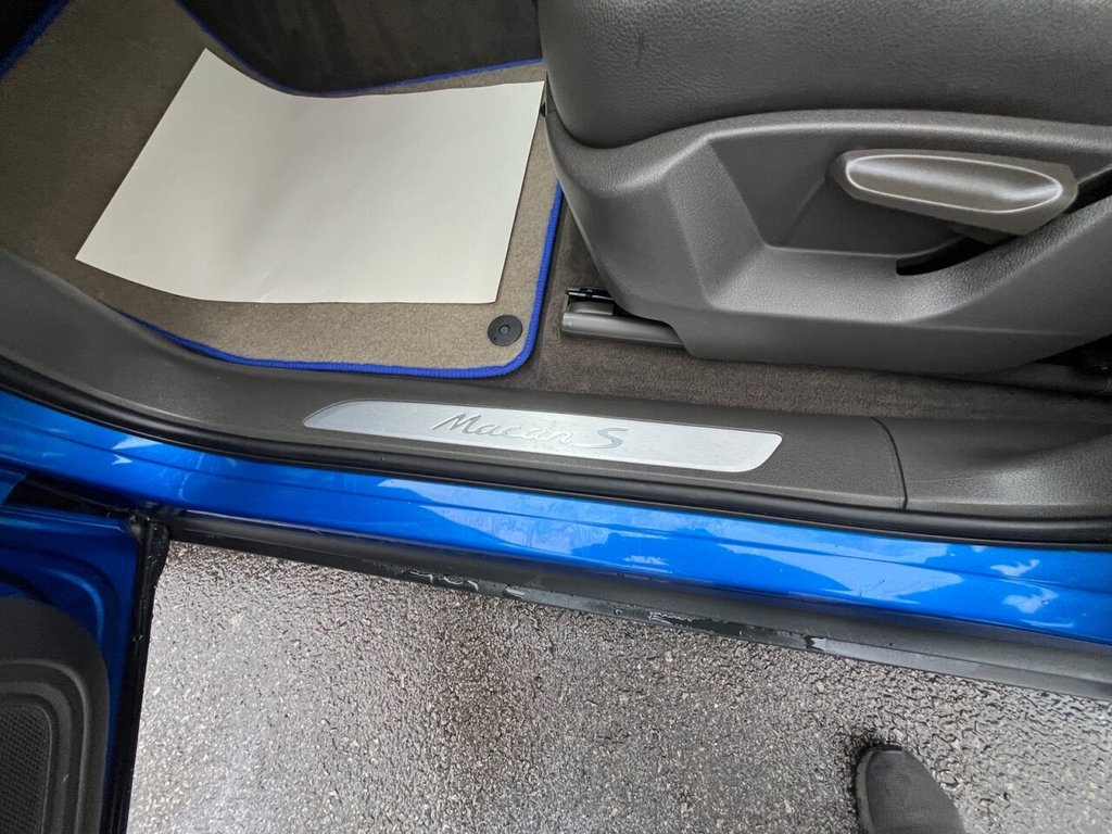 Used Porsche Macan 2015 for sale - 76317220: Photo 32