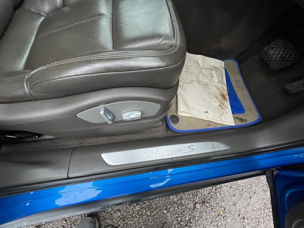 Used Porsche Macan 2015 for sale - 76317220: Photo 38