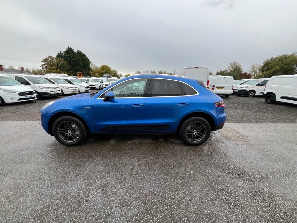 Used Porsche Macan 2015 for sale - 76317220: Photo 4