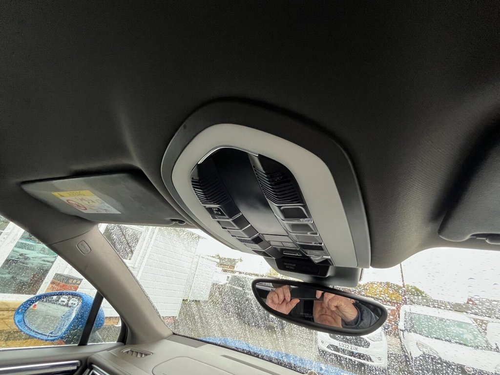 Used Porsche Macan 2015 for sale - 76317220: Photo 44