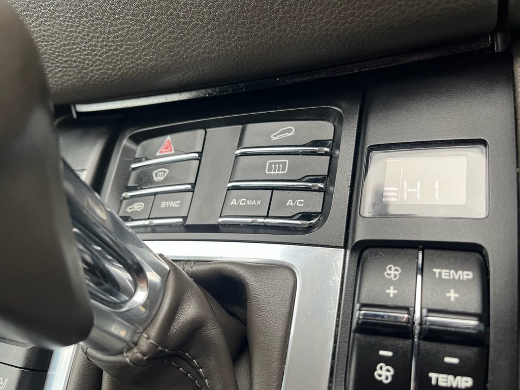 Used Porsche Macan 2015 for sale - 76317220: Photo 47