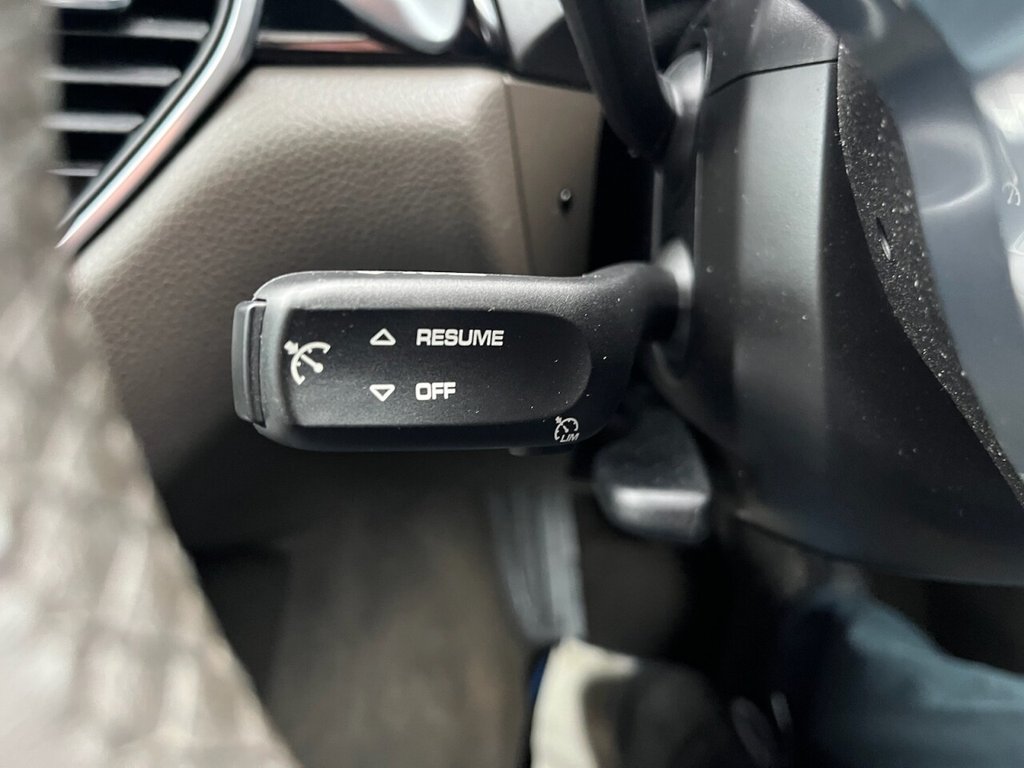 Used Porsche Macan 2015 for sale - 76317220: Photo 50