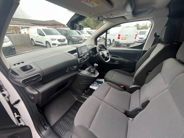 Used Citroen Berlingo 2024 for sale - 75384360: Photo 15