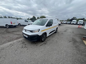 Used Citroen Berlingo 2024 for sale - 75384360: Photo