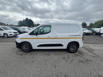 Used Citroen Berlingo 2024 for sale - 75384360: Photo