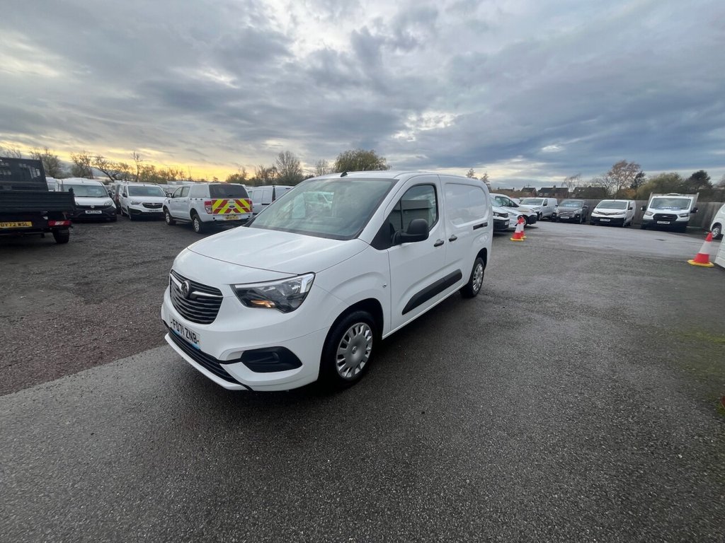 Used Vauxhall Combo 2022 for sale - 76740008: Photo 3