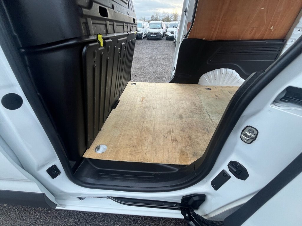 Used Vauxhall Combo 2022 for sale - 76740008: Photo 31