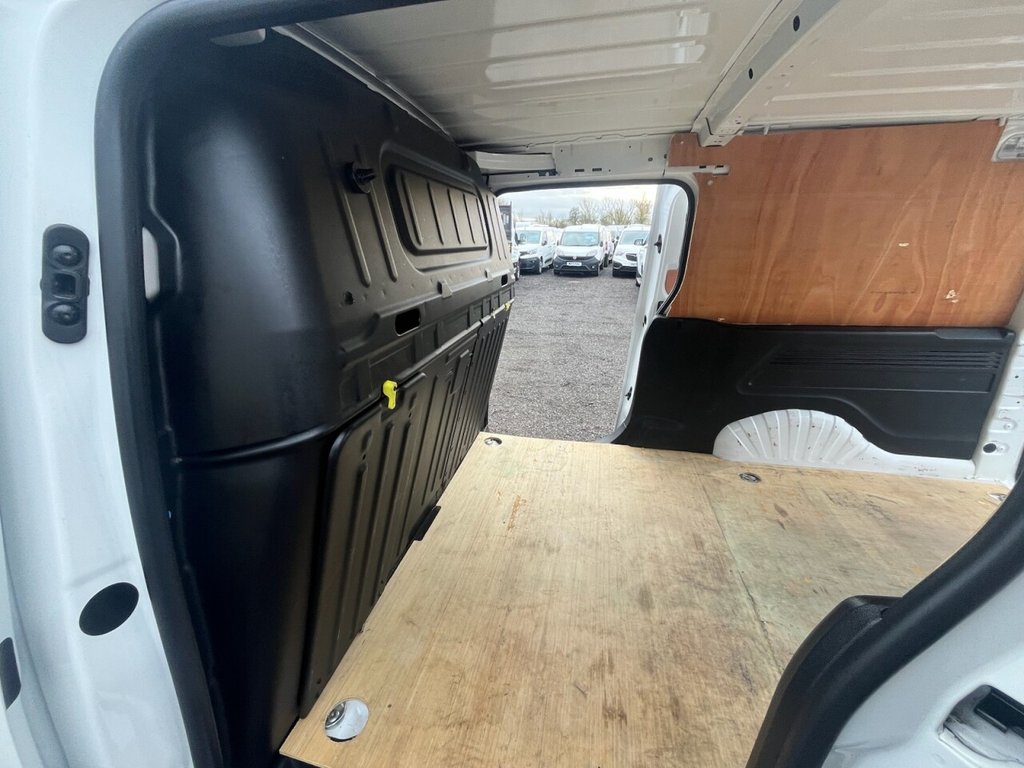 Used Vauxhall Combo 2022 for sale - 76740008: Photo 32