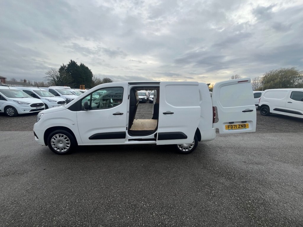 Used Vauxhall Combo 2022 for sale - 76740008: Photo 6