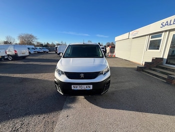Used Peugeot Partner 2020 for sale - 77088993: Photo