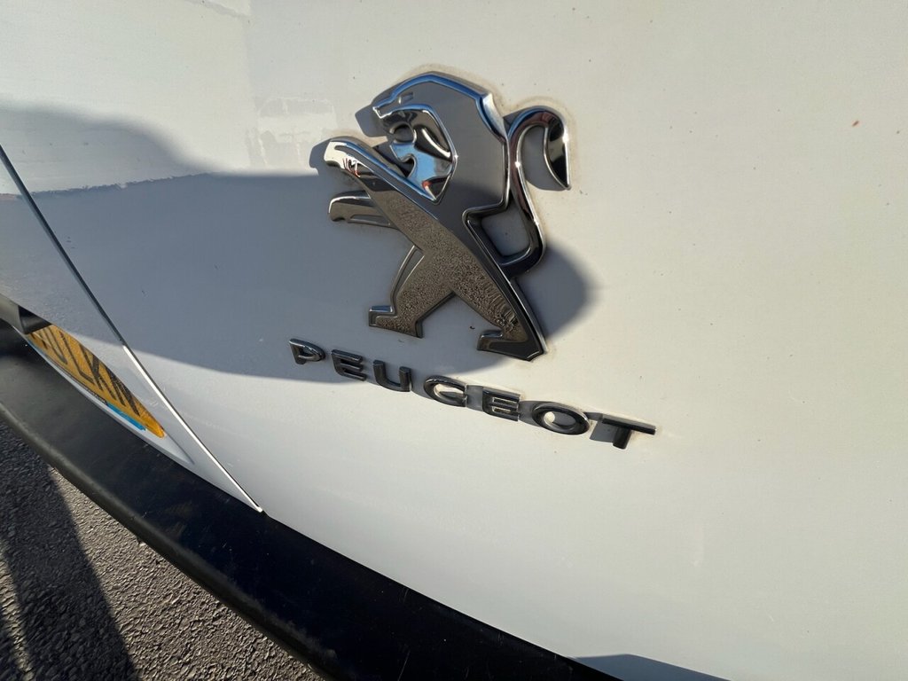 Used Peugeot Partner 2020 for sale - 77088993: Photo 50