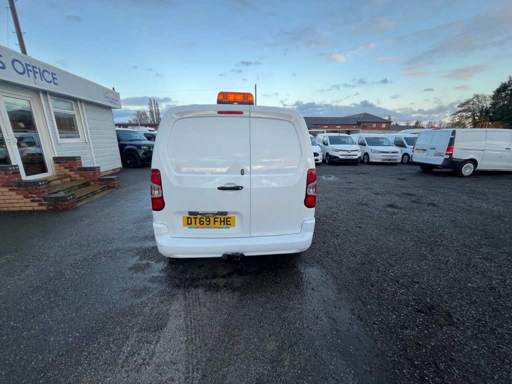 Used Vauxhall Combo 2020 for sale - 75923542: Photo 8