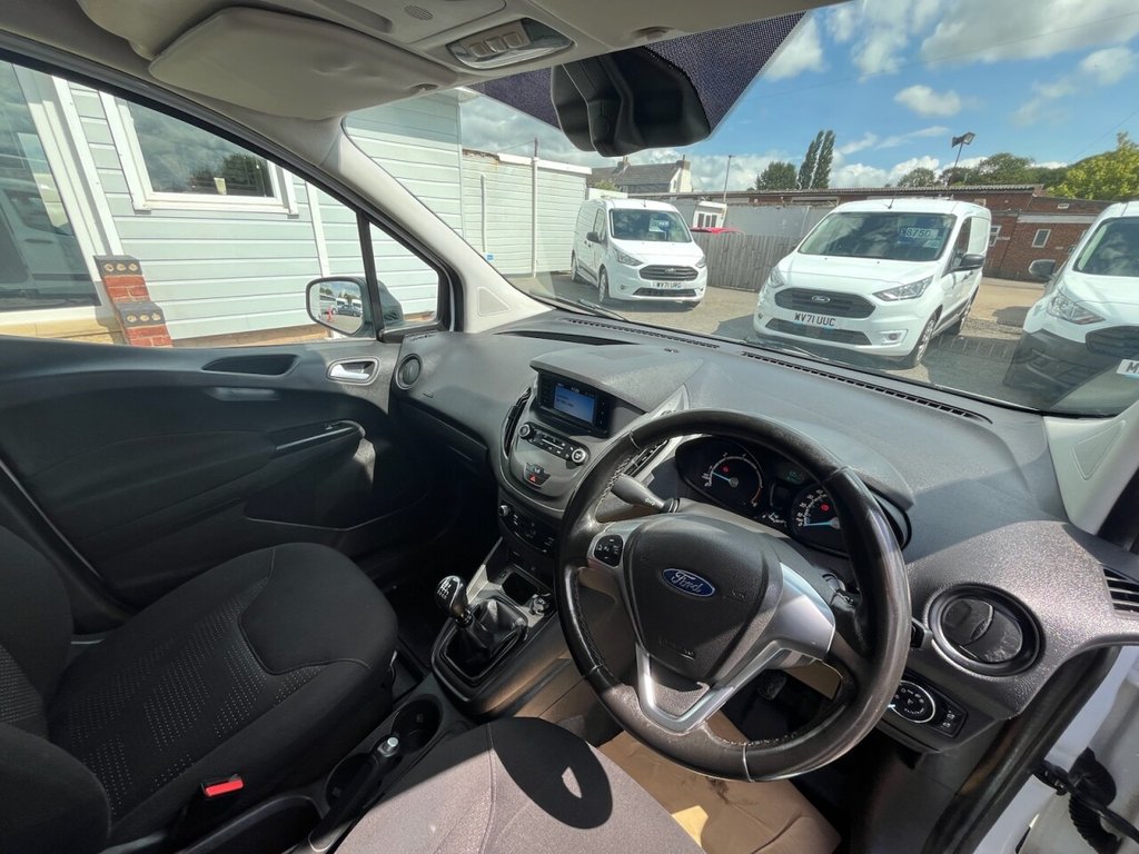 Used Ford Transit Courier 2018 for sale - 76841101: Photo 11
