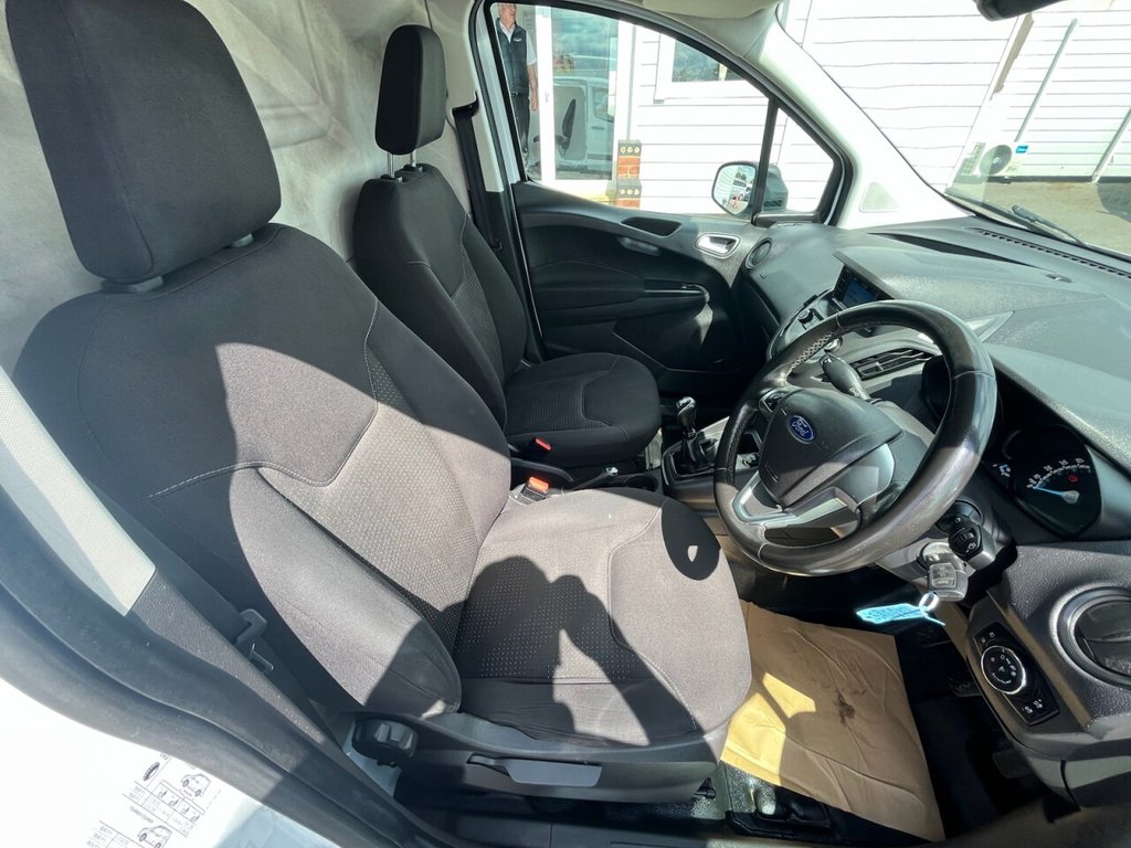Used Ford Transit Courier 2018 for sale - 76841101: Photo 12