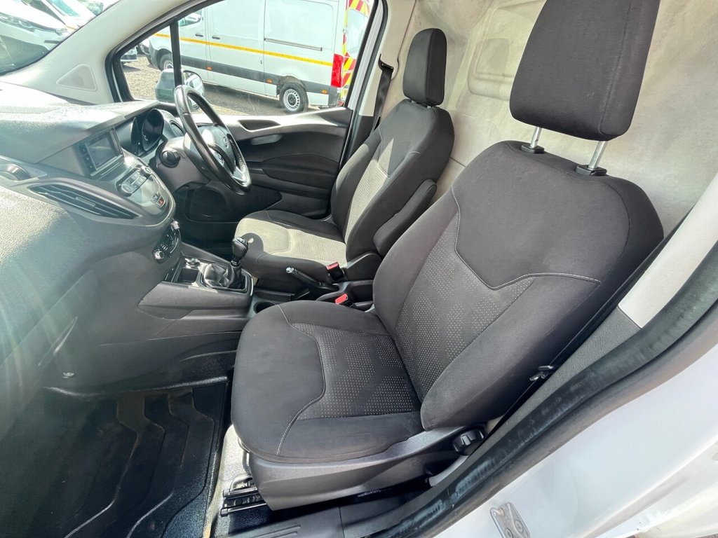 Used Ford Transit Courier 2018 for sale - 76841101: Photo 13