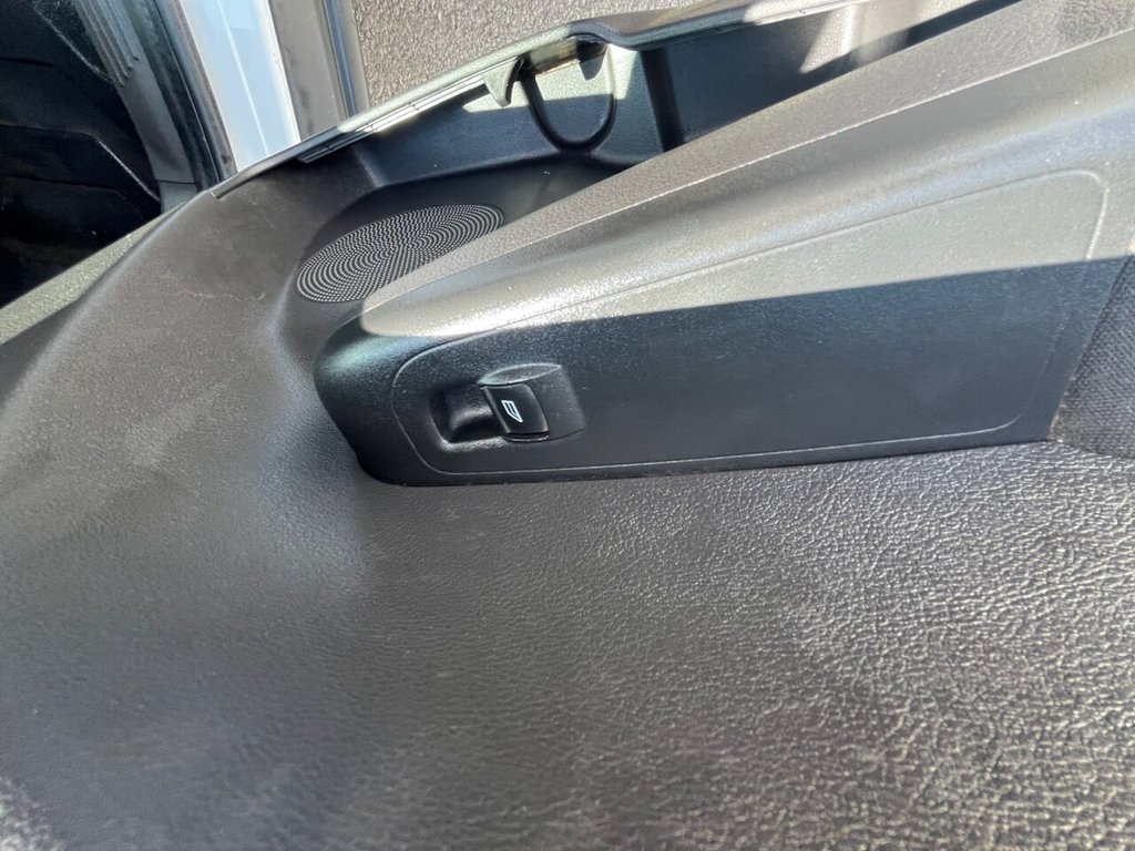 Used Ford Transit Courier 2018 for sale - 76841101: Photo 18