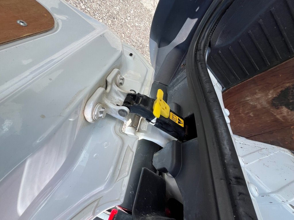 Used Ford Transit Courier 2018 for sale - 76841101: Photo 20