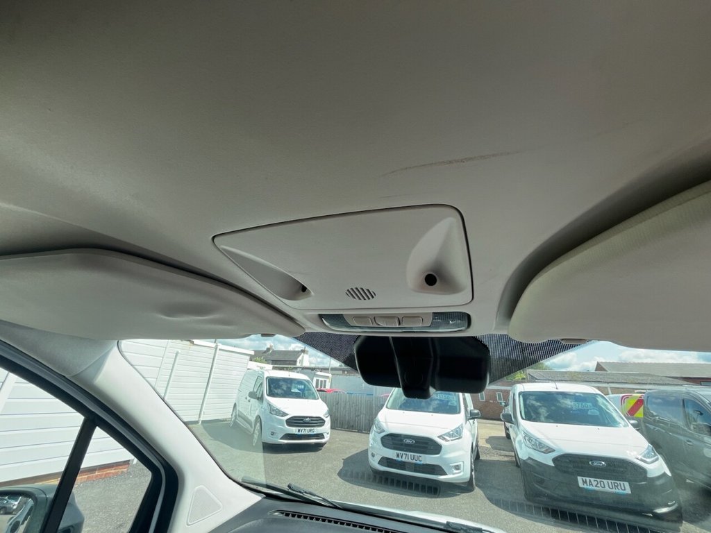 Used Ford Transit Courier 2018 for sale - 76841101: Photo 30