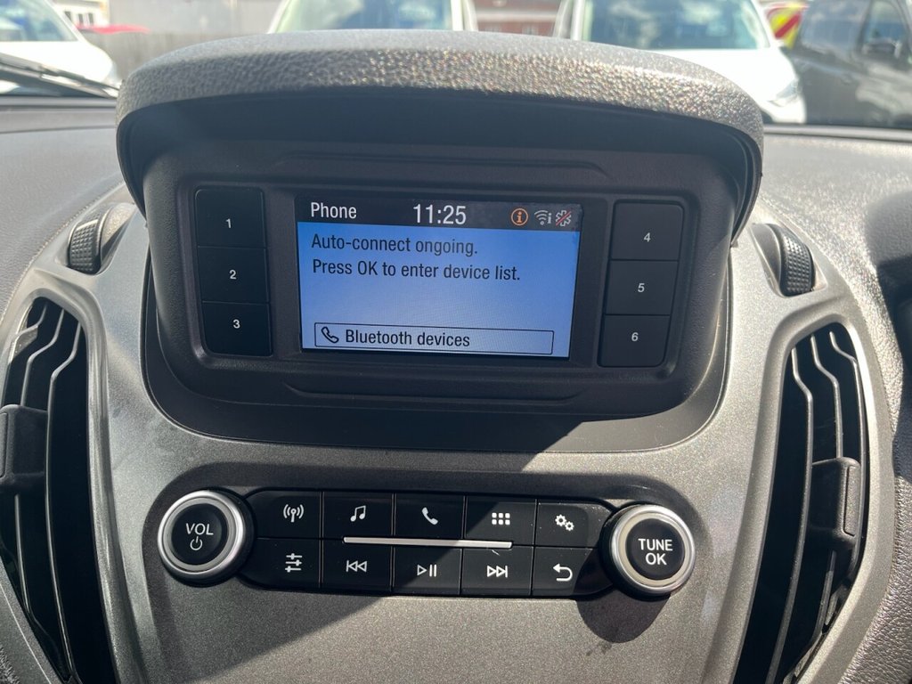 Used Ford Transit Courier 2018 for sale - 76841101: Photo 33