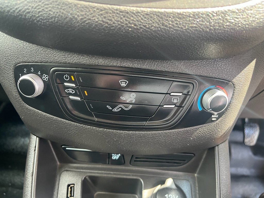 Used Ford Transit Courier 2018 for sale - 76841101: Photo 36