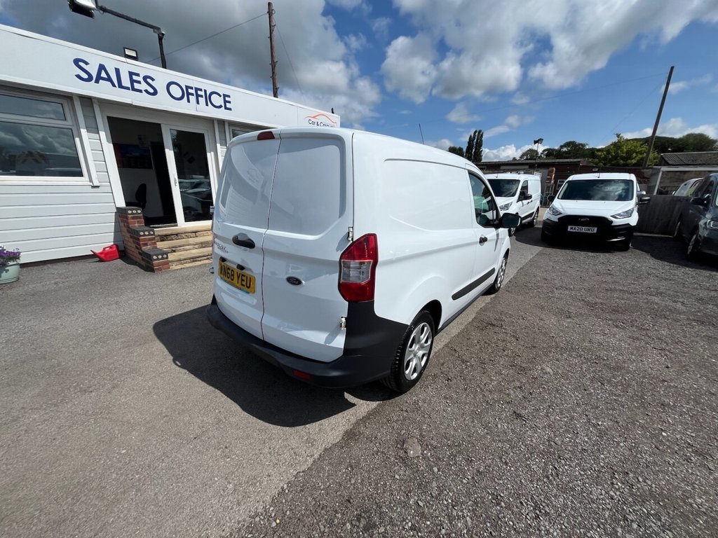 Used Ford Transit Courier 2018 for sale - 76841101: Photo 8