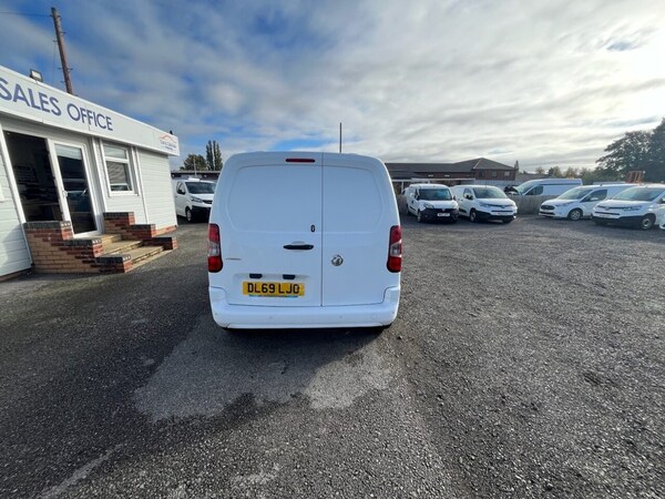 Used Vauxhall Combo 2019 for sale - 76010034: Photo 8