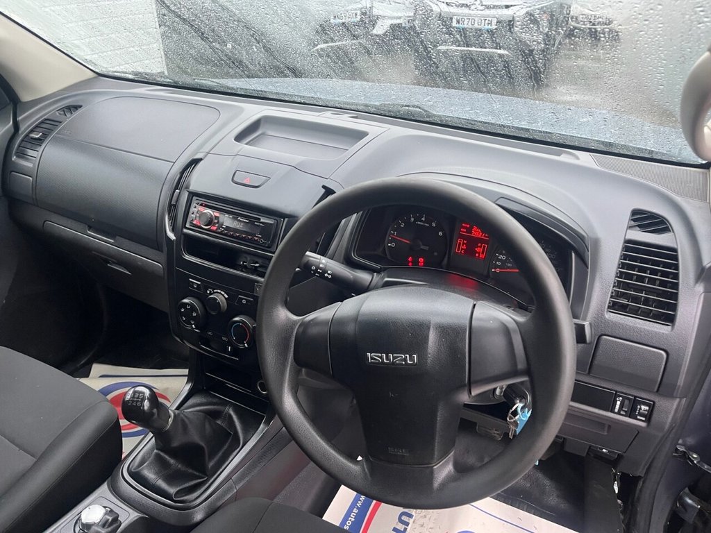 Used Isuzu D-Max 2013 for sale - 76855109: Photo 37