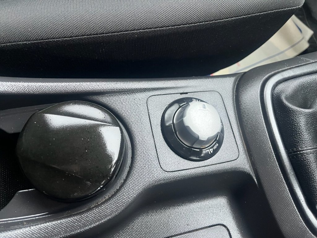 Used Isuzu D-Max 2013 for sale - 76855109: Photo 38