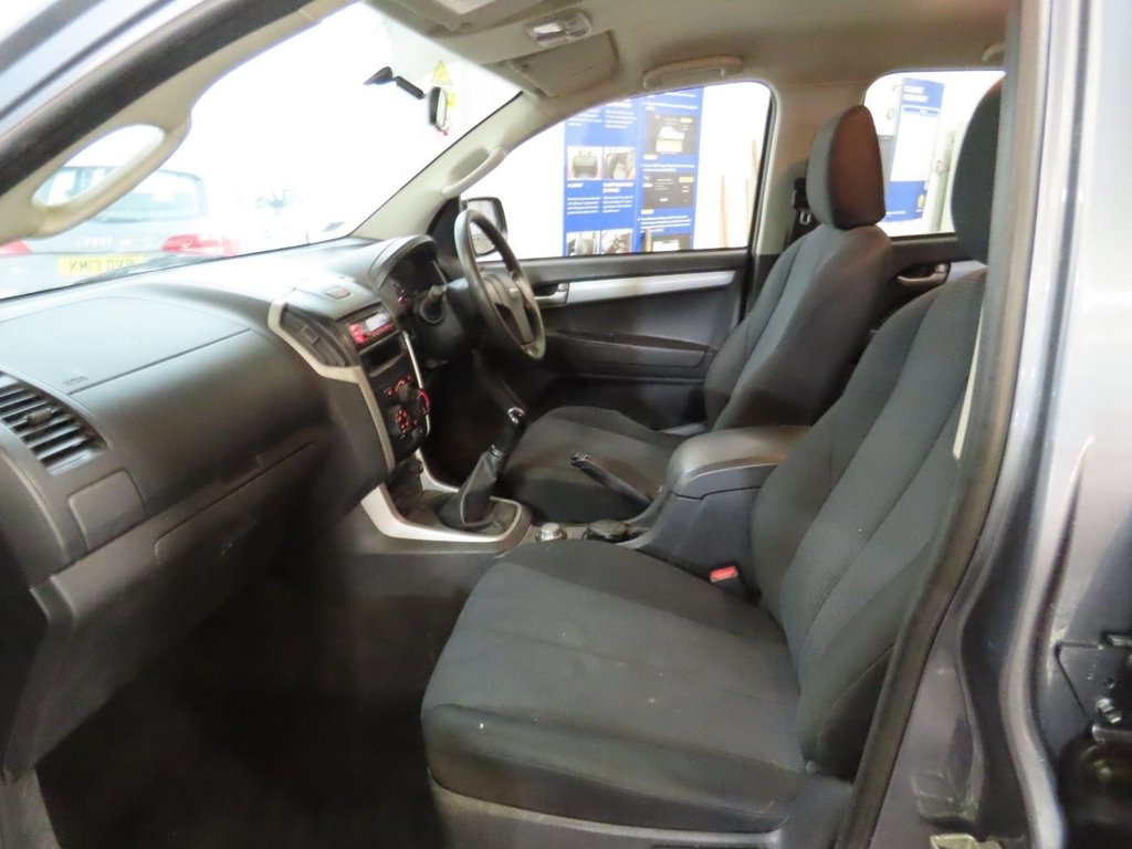 Used Isuzu D-Max 2015 for sale - 76406367: Photo 12