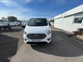 Used Ford Tourneo Custom 2022 for sale - 76178382: Photo