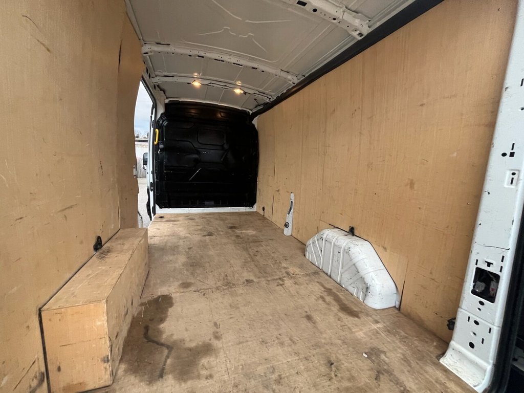 Used Ford Transit 2023 for sale - 76406840: Photo 28